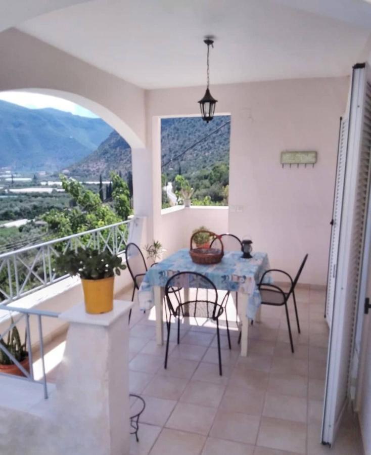 West Red Rock And View Leonidio Maisonette Studio المظهر الخارجي الصورة