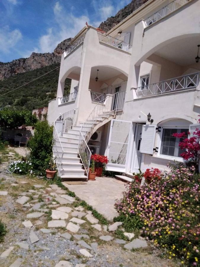 West Red Rock And View Leonidio Maisonette Studio المظهر الخارجي الصورة