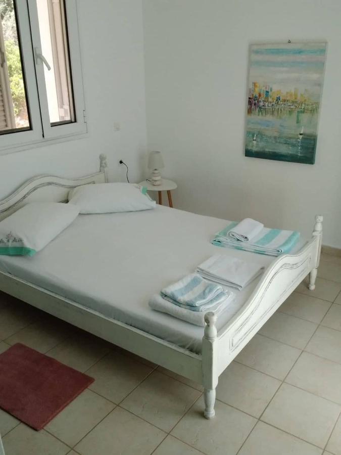 West Red Rock And View Leonidio Maisonette Studio المظهر الخارجي الصورة